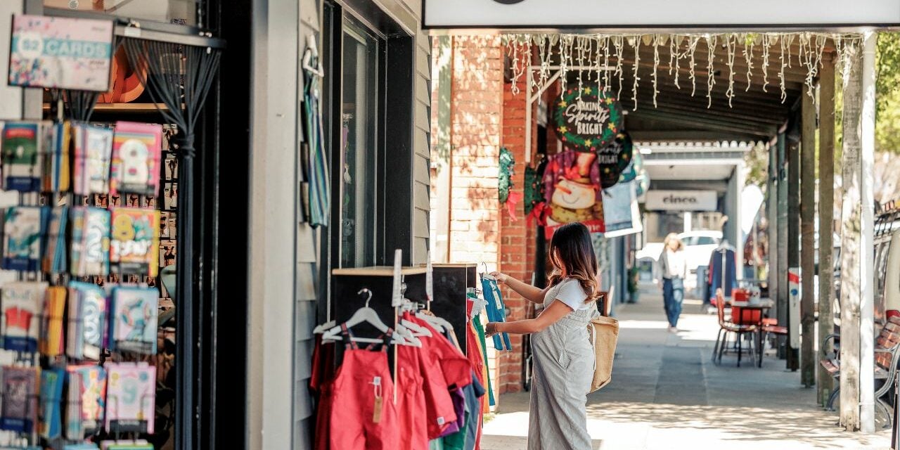 Shopping in Bright and Surrounds